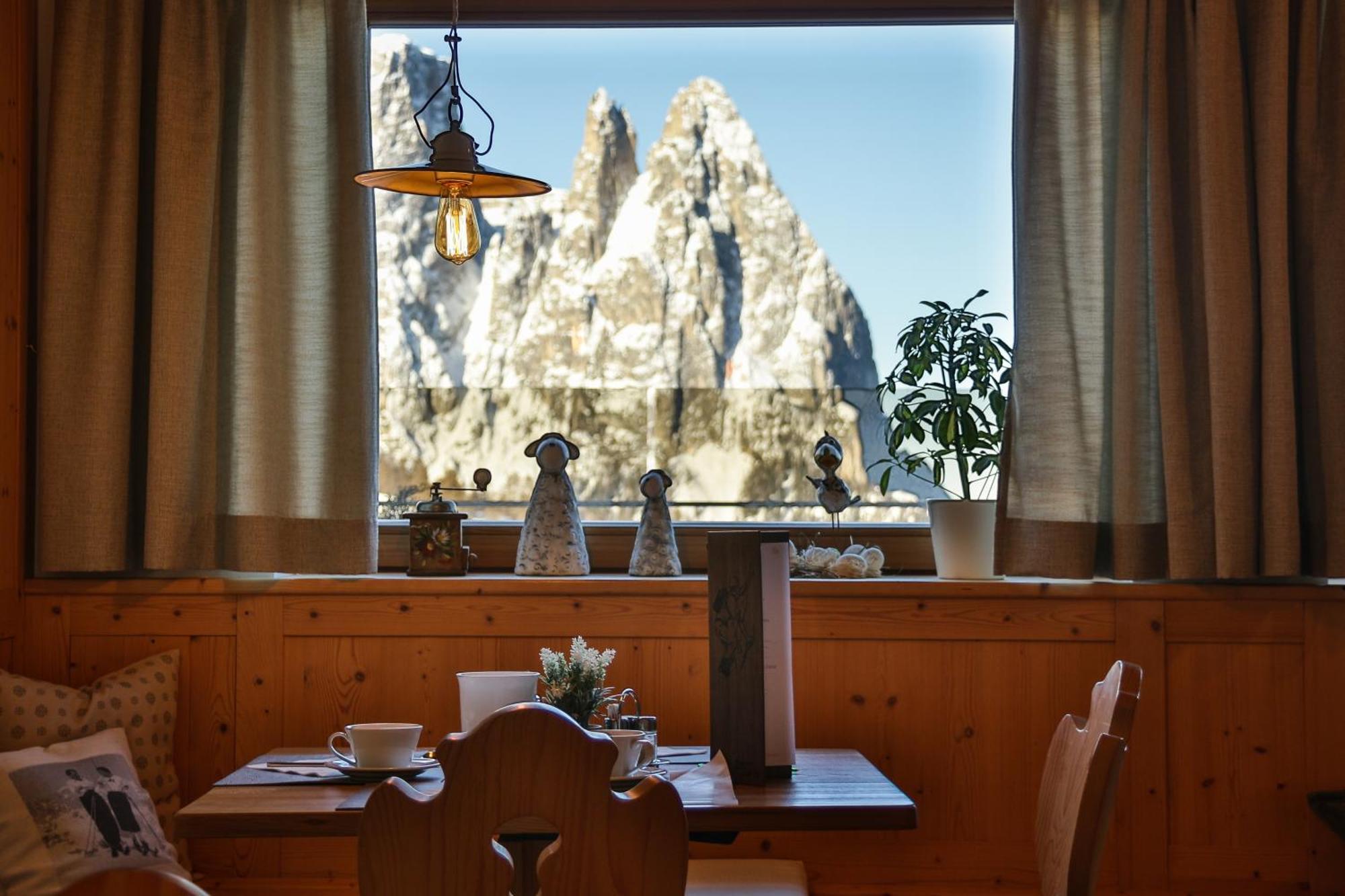 Berghotel Zorzi Seiser Alm Exterior foto